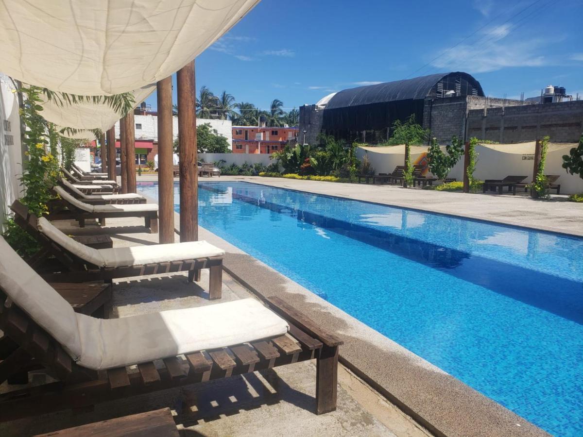 Malaki Hotel Los Ayala Exterior photo